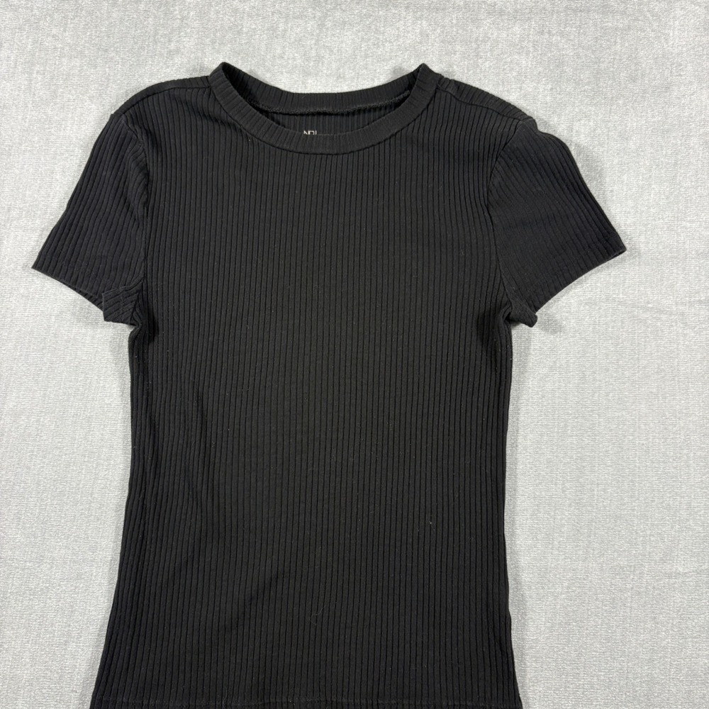 No Boundaries Womens Small Black Ribbed Short Sleeve Crew Neck Top RN52469
